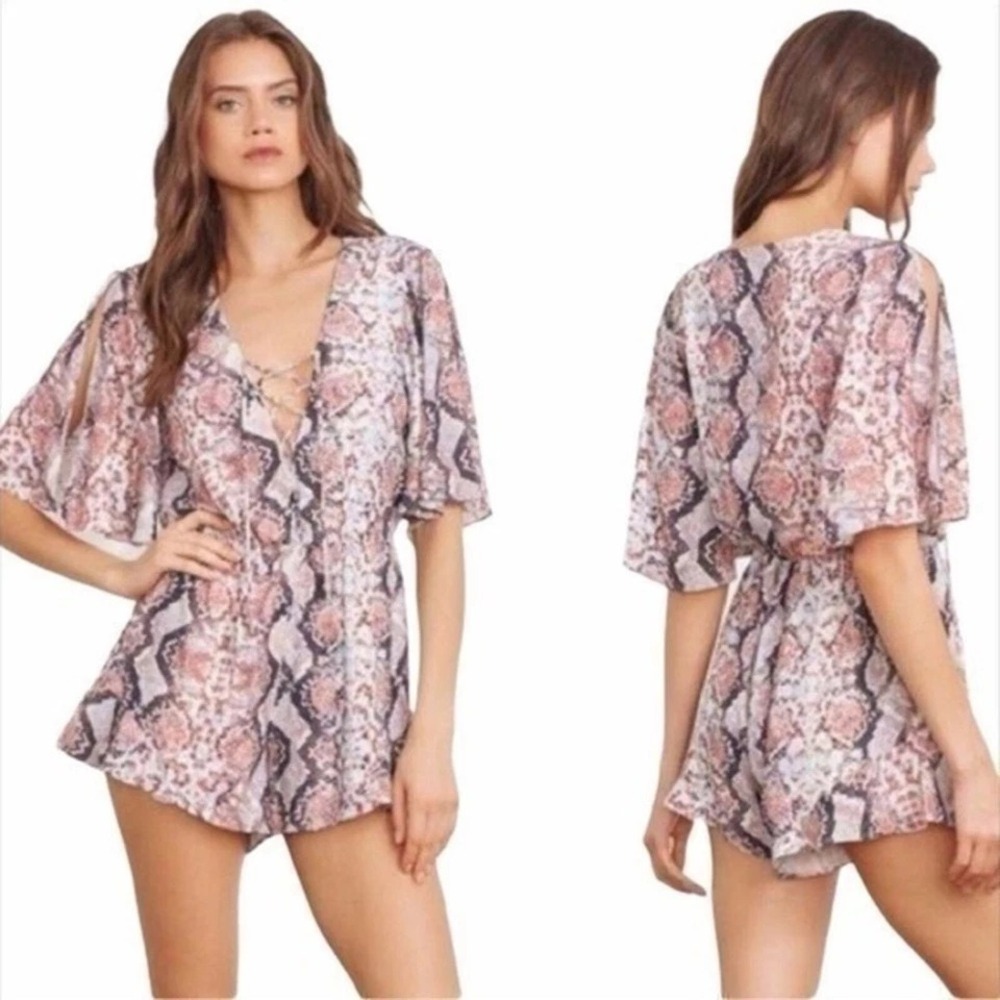 LOVERS + FRIENDS Womens Sz M Epiphany Python Print Lace Up Flutter Sleeve Romper